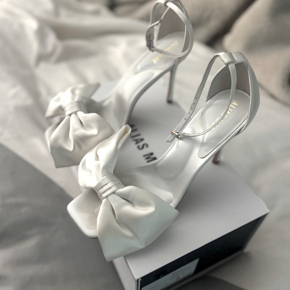 Alias Mae Ivory Satin Bow heels NIB size 38 (size 8) MEMORIAL DAY SALE! - Picture 2 of 7